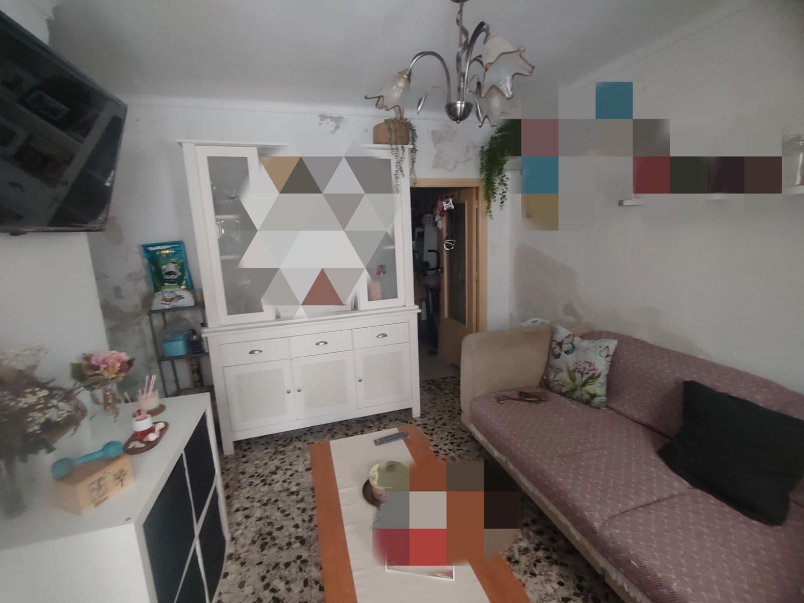 Sala d'estar de Casa adosada en venda en Algarrobo amb Piscina comunitària