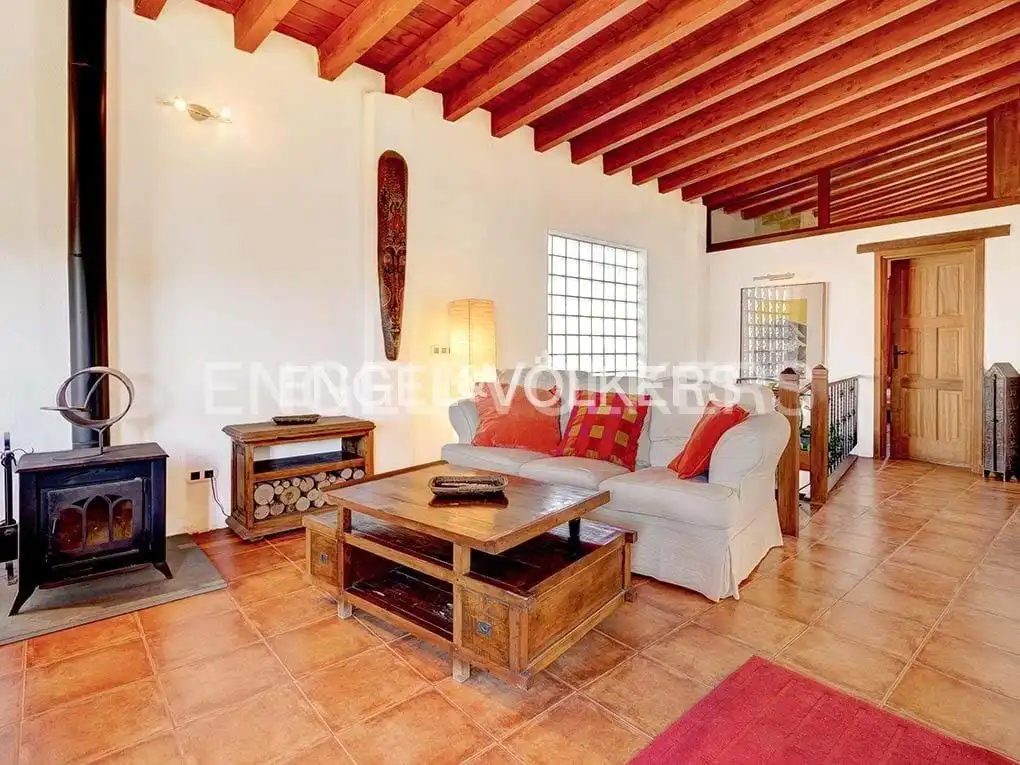 Houses for sale in Charco del Pino