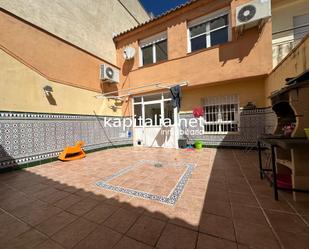 Jardí de Casa adosada en venda en Montaverner amb Aire condicionat, Terrassa i Balcó