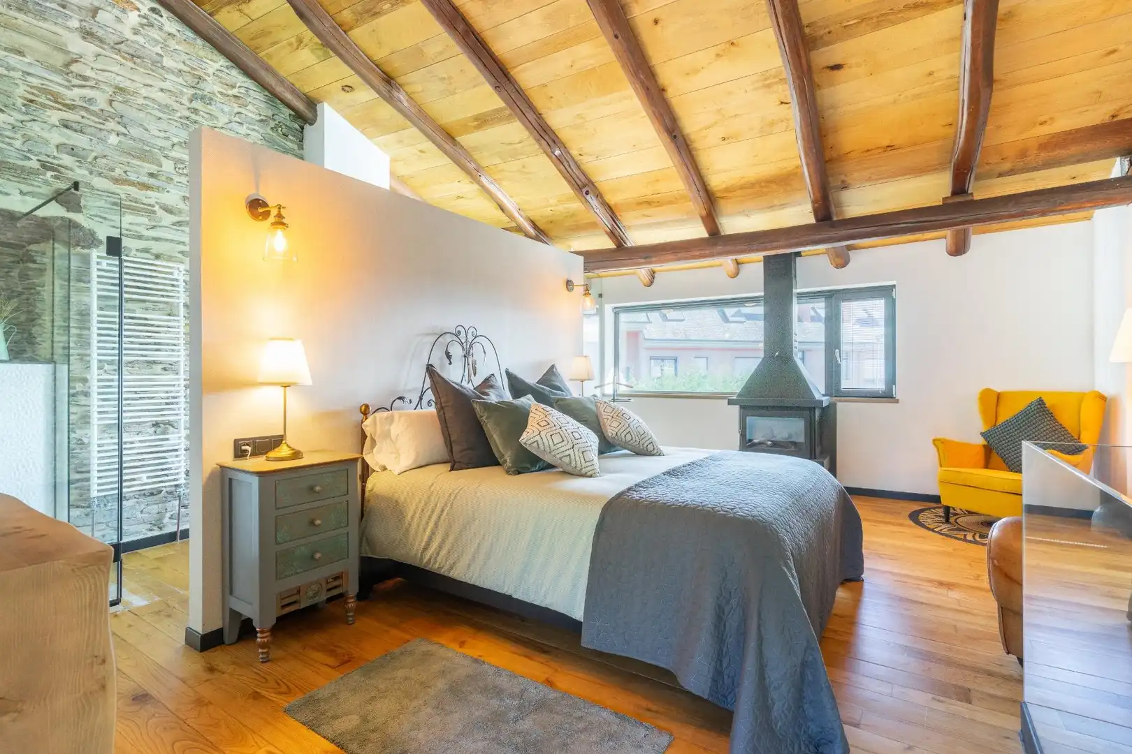 Habitación de Casa o chalet en venta en Lugo con Calefacción, Jardín privado y Jacuzzi