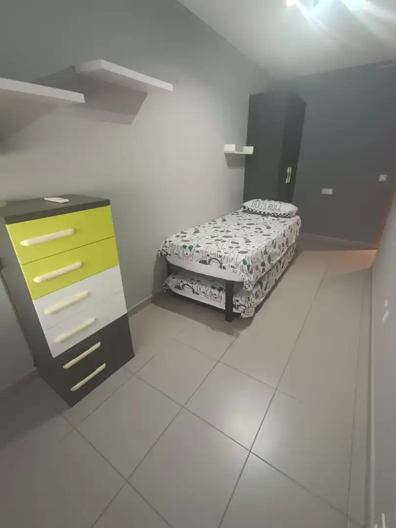 Habitación de Piso de alquiler en Burriana / Borriana con Aire acondicionado, Calefacción y Amueblado