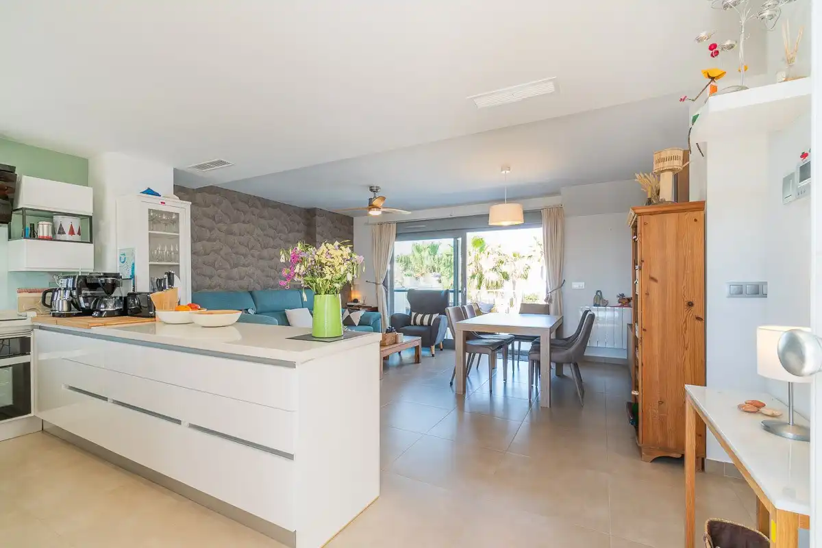 Penthouse with terrace for sale in Desamparados - Hurchillo - Torremendo, imagen 4