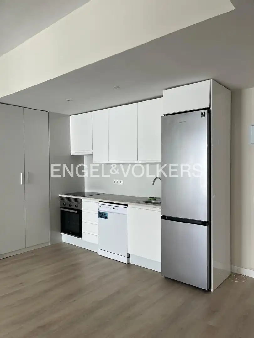 Kitchen of Flat for rent in Madrid  with Air Conditioner, Heating and Terrace