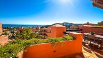 Vista exterior de Apartament en venda en Manilva amb Aire condicionat, Calefacció i Terrassa