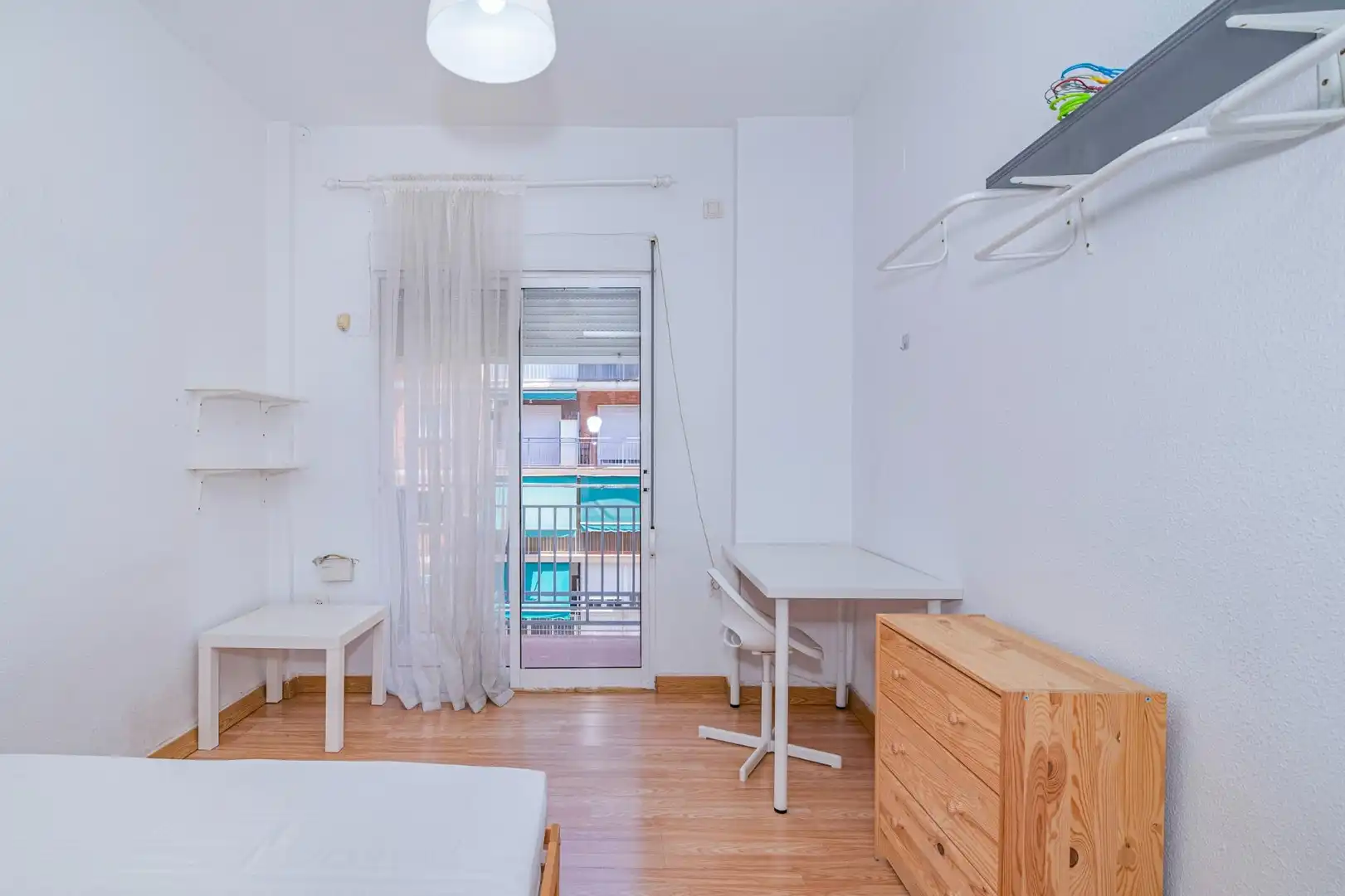 Habitación de Piso en venta en Granada con Amueblado