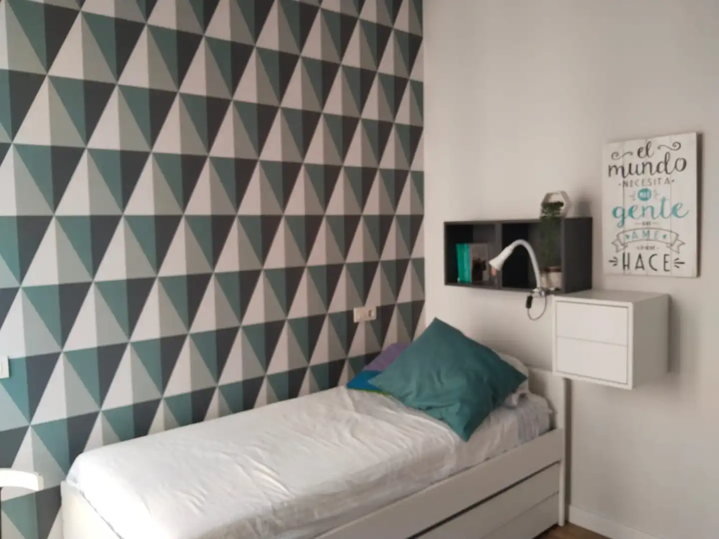 Bedroom of Flat for rent in Donostia - San Sebastián   with Heating and Furnished