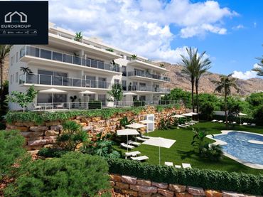 Apartament amb piscina en venda a Golf Bahía