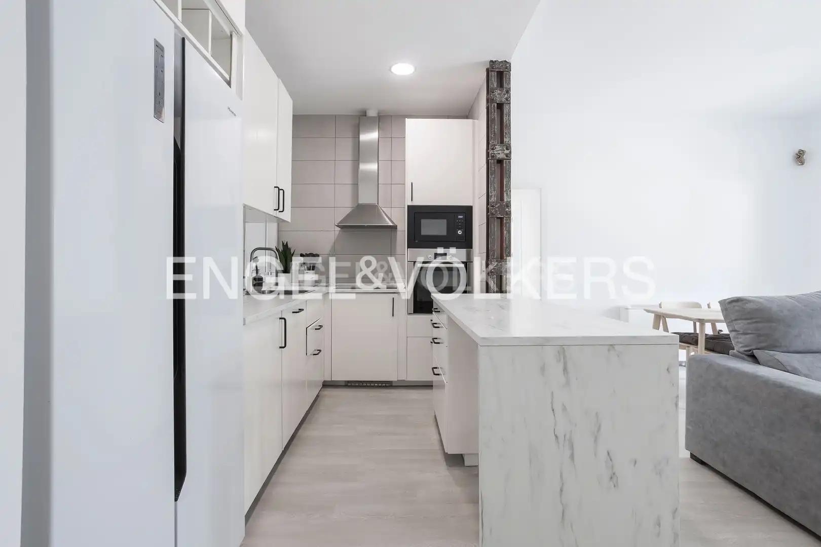 Cocina de Piso de alquiler en Madrid con Calefacción, Parquet y Amueblado
