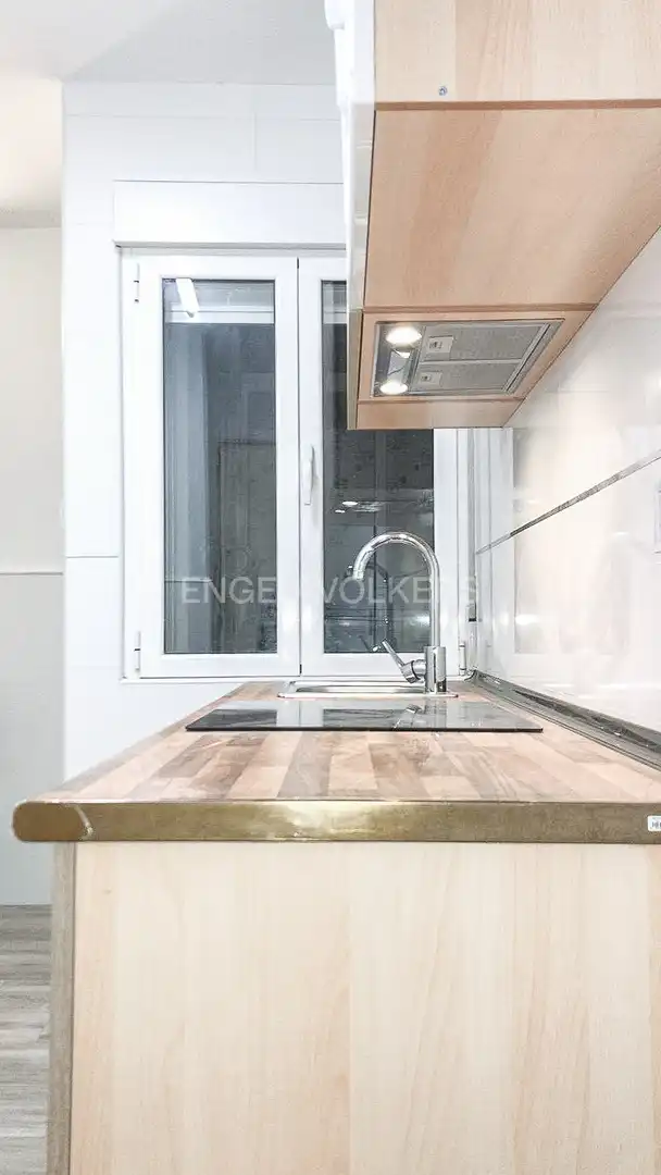 Cocina de Piso en venta en Barcelona con Aire acondicionado, Calefacción y Terraza