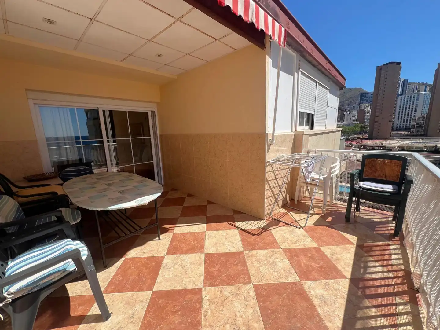 Terraza de Piso en venta en Benidorm con Aire acondicionado, Terraza y Amueblado