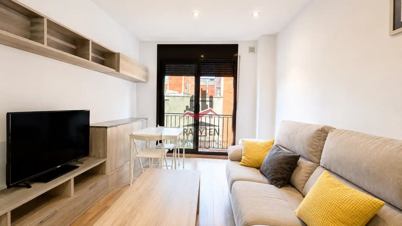 Sala d'estar de Dúplex en venda en Figueres amb Calefacció