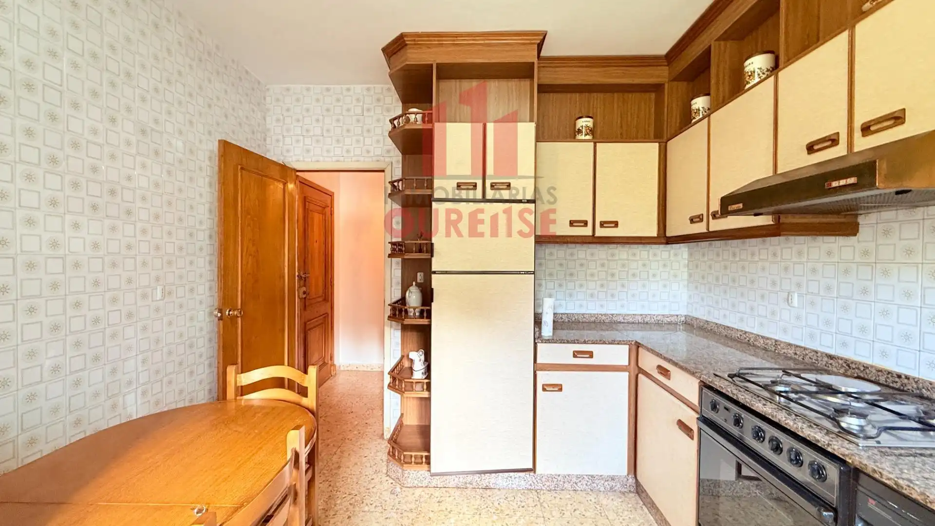 Cocina de Piso en venta en Ourense Capital  con Calefacción, Trastero y Balcón