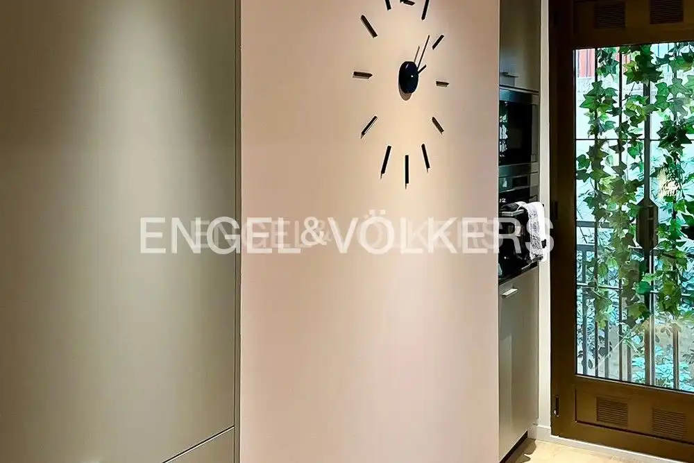 Vista exterior de Piso en venta en Valencia con Aire acondicionado, Calefacción y Amueblado