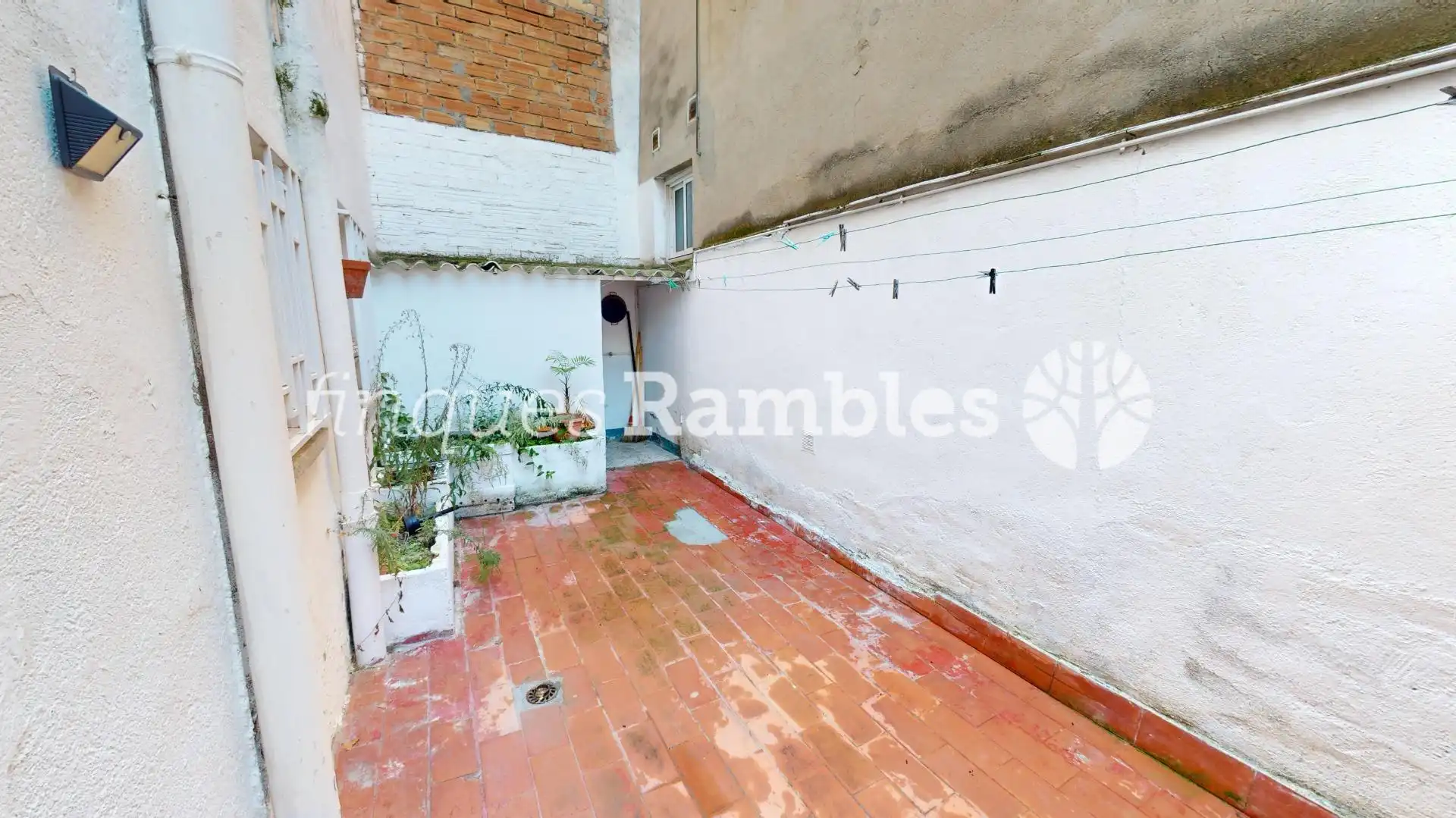 Vista exterior de Planta baja en venta en Ponent - Set Camins