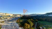 Exterior view of Apartment for sale in Santiago de Compostela   with Furnished, Oven and Washing machine