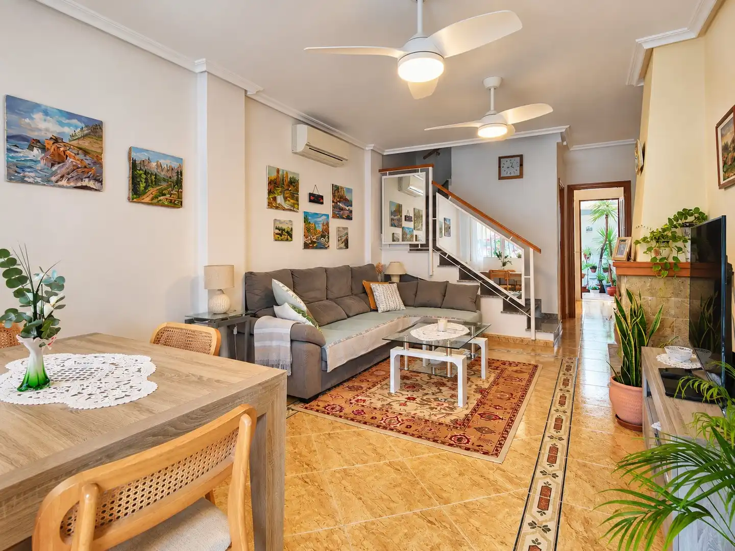 Sala d'estar de Casa adosada en venda en Orihuela Costa
