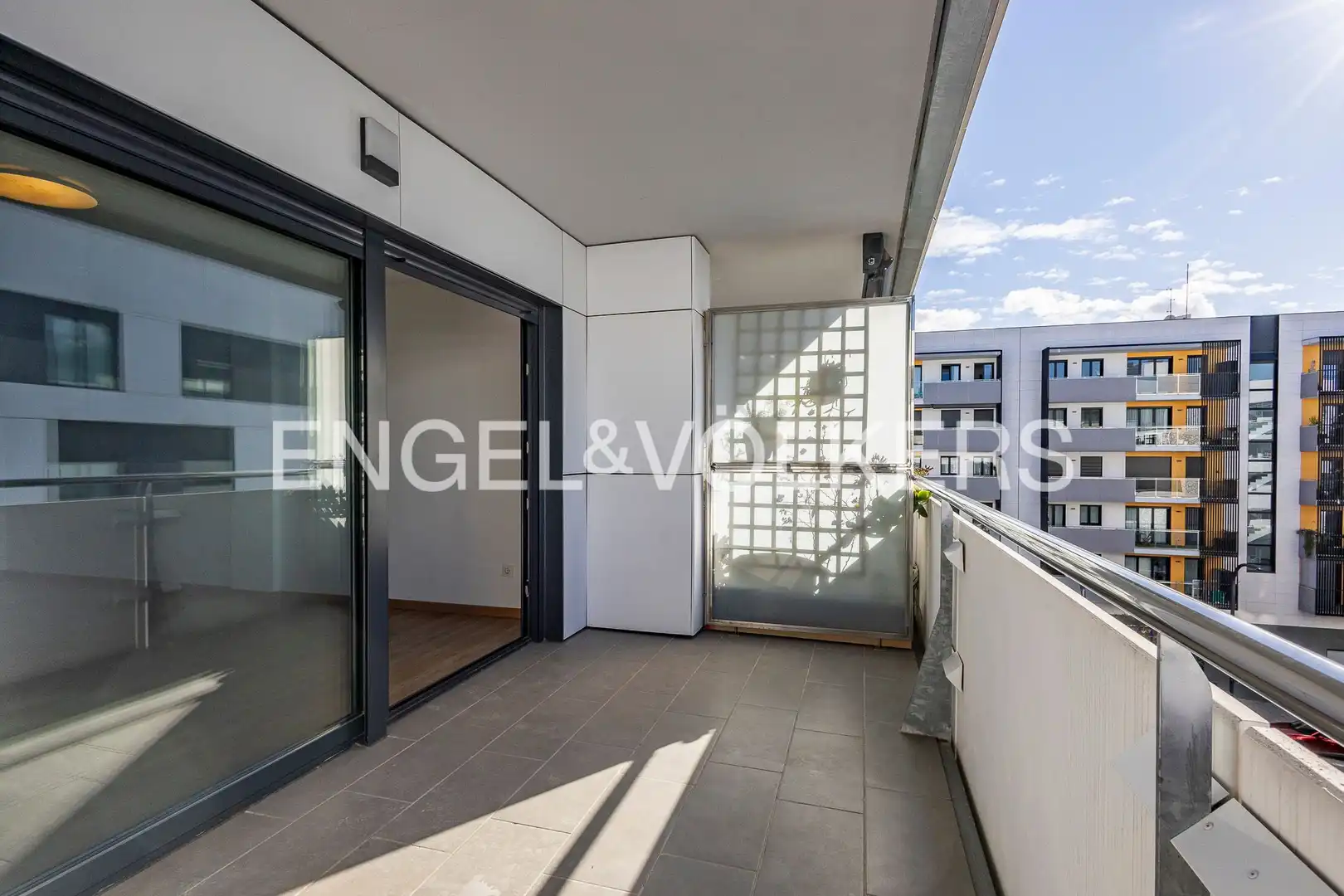 Terraza de Piso en venta en Sant Just Desvern con Aire acondicionado, Calefacción y Jardín privado