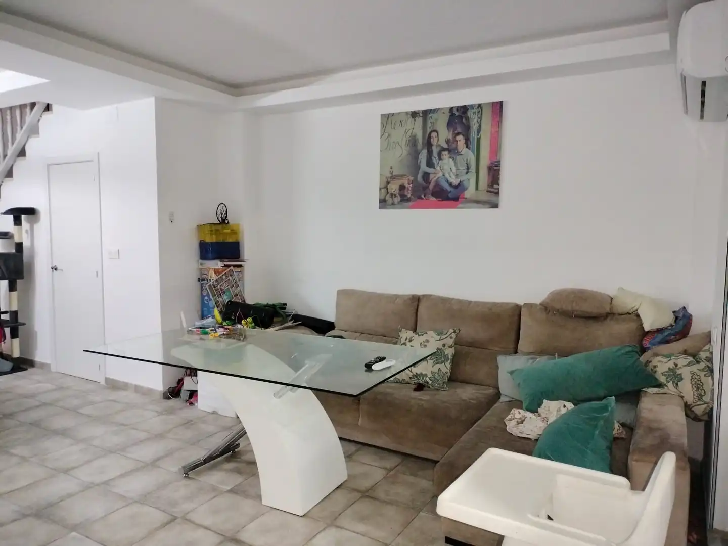 Living room of Houses for sale in Dos Hermanas  with Air Conditioner, Heating and Terrace
