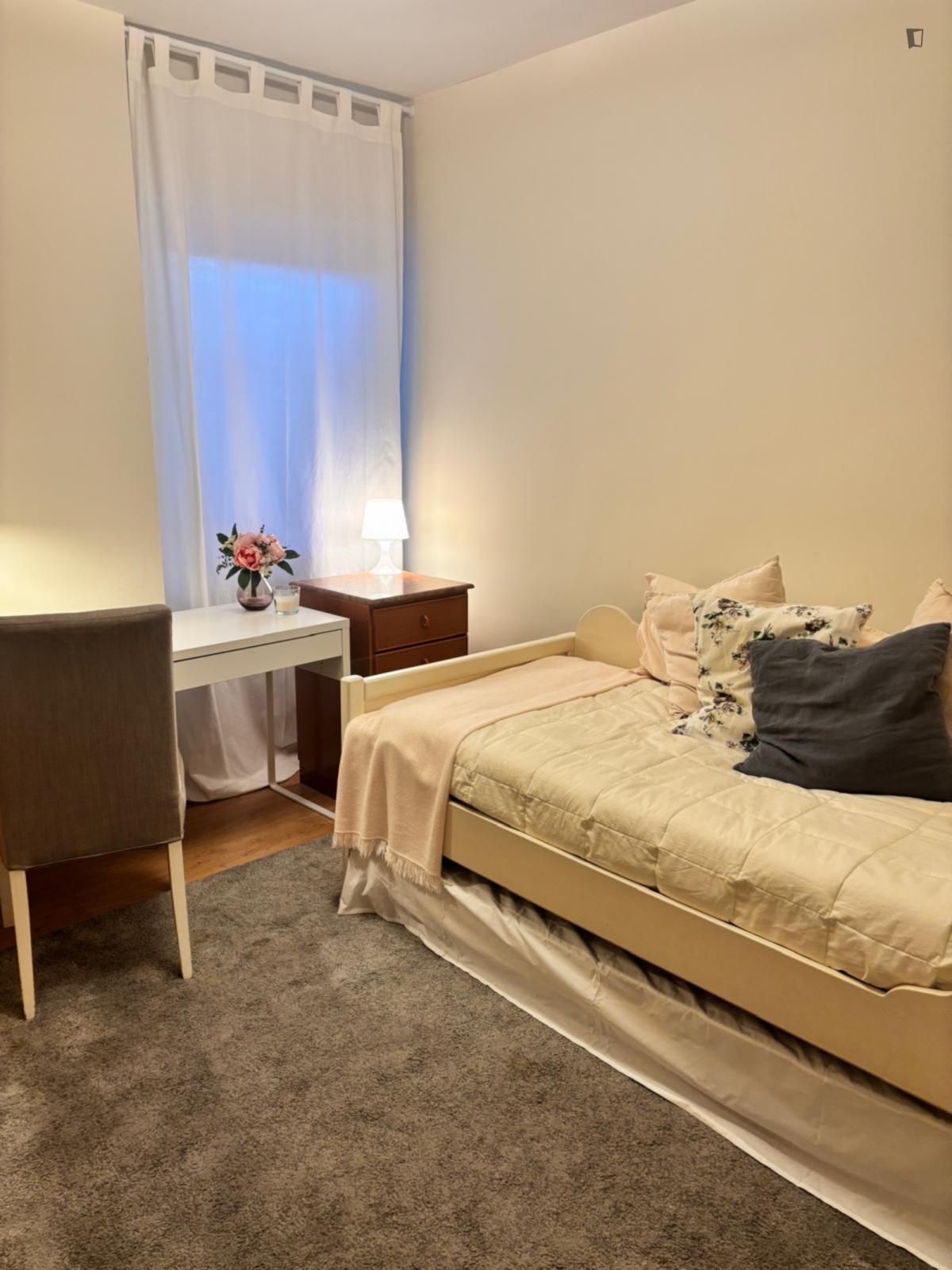 Apartment to share in Mirasierra