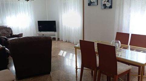 Foto 2 von Wohnung zur Miete in Peñamefecit - Avda Barcelona, Jaén Capital