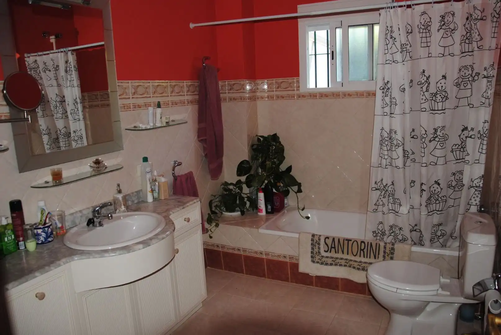 Bany de Casa o xalet en venda en Espartinas amb Aire condicionat, Calefacció i Jardí privat