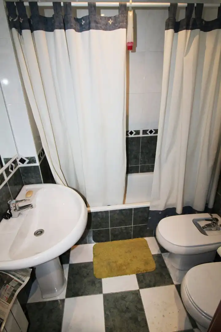 Baño de Piso en venta en Ciudad Real con Aire acondicionado, Calefacción y Terraza