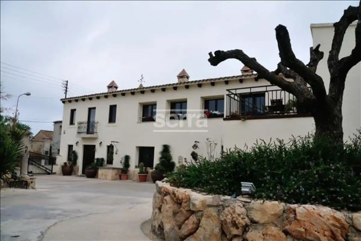 Finca rústica en venta en Vilobí del Penedès