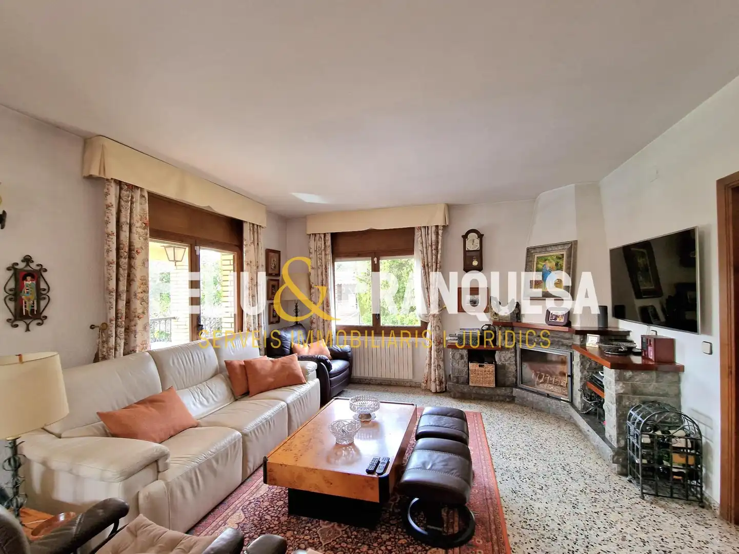 Living room of Houses for sale in Sant Cugat del Vallès  with Heating, Private garden and Terrace