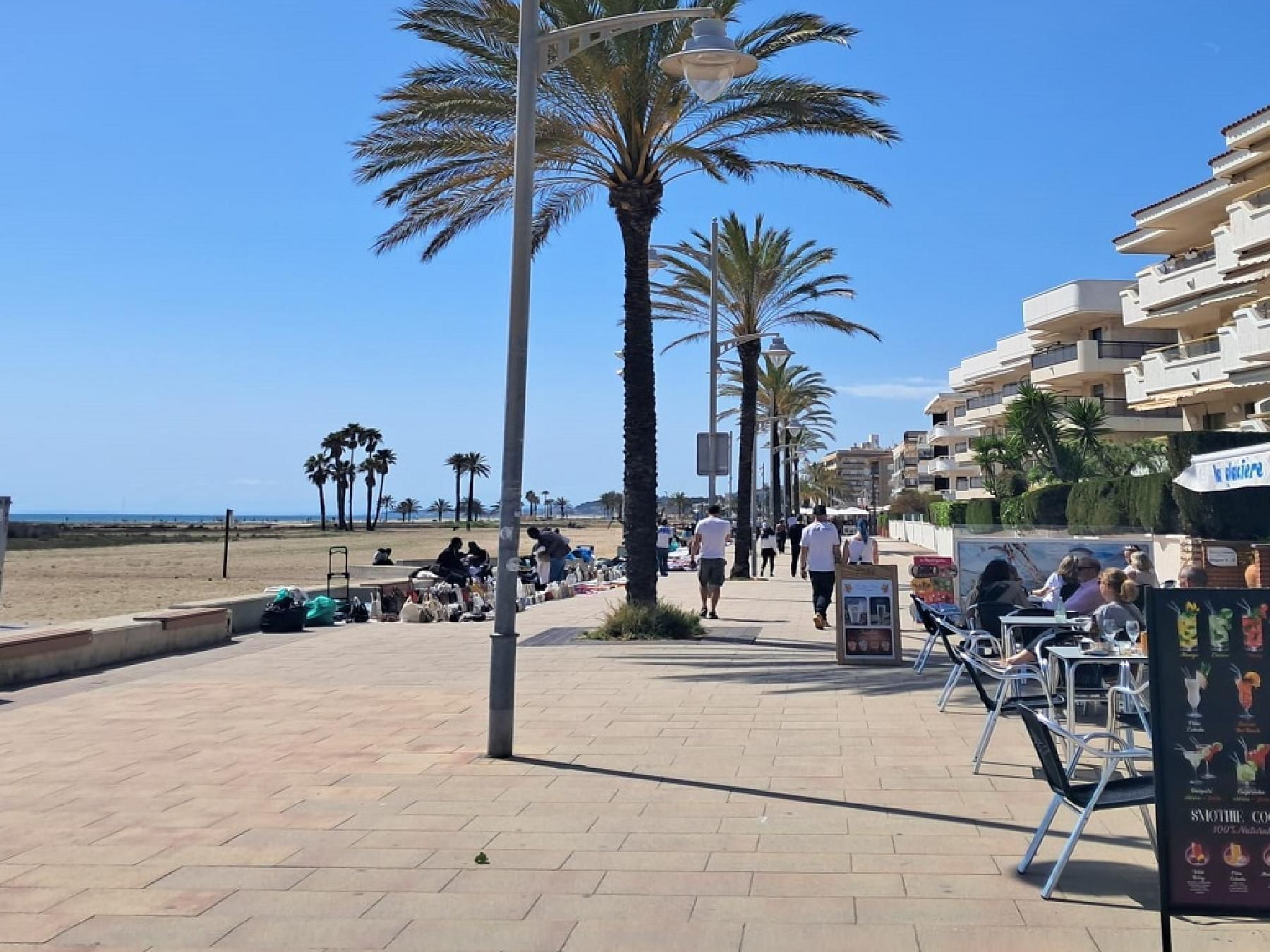 Exterior view of Single-family semi-detached for sale in Cunit  with Storage room