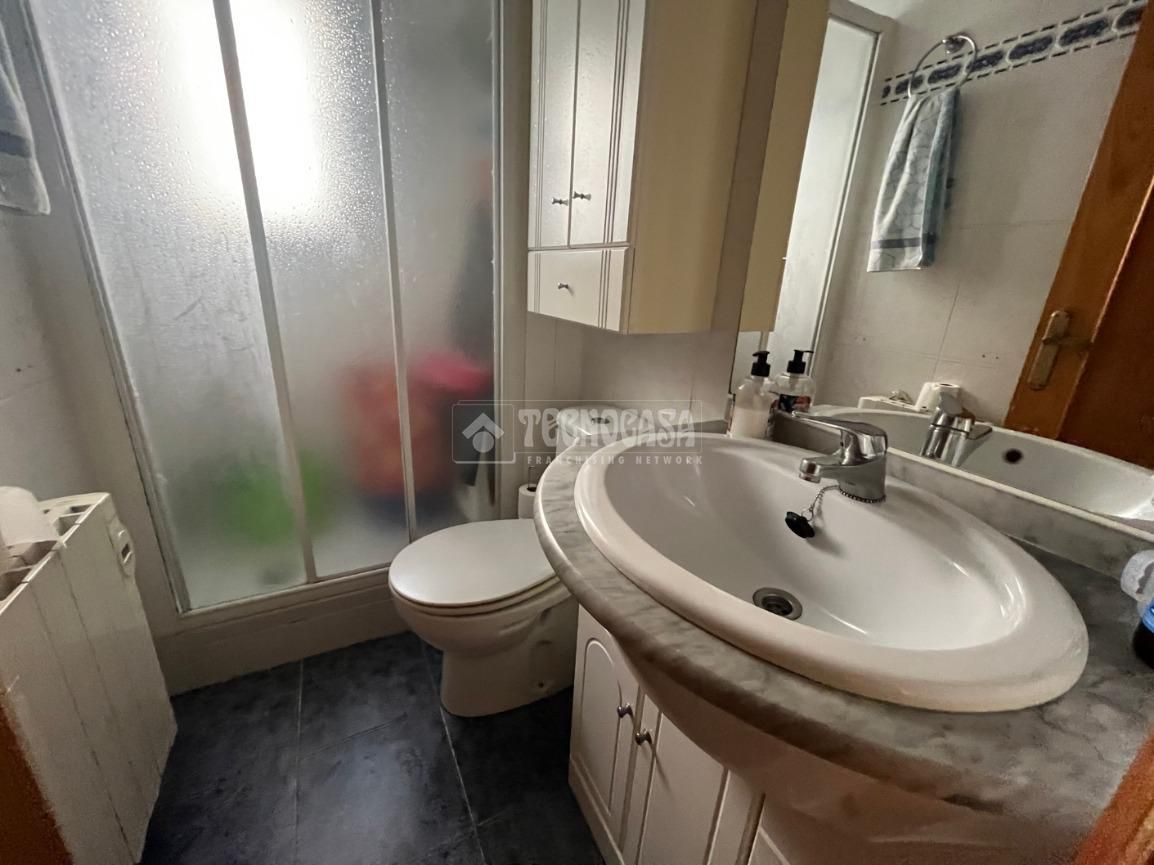 Baño de Piso en venta en  Zaragoza Capital con Aire acondicionado y Calefacción