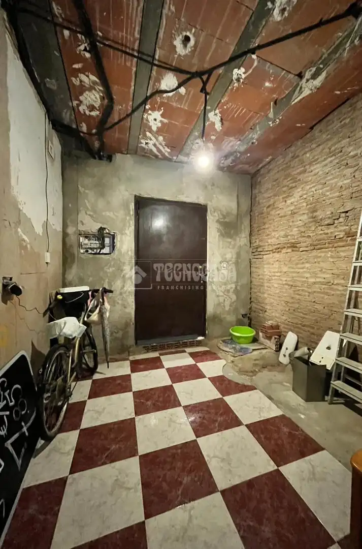 Casa adosada en venta en Camas con Terraza