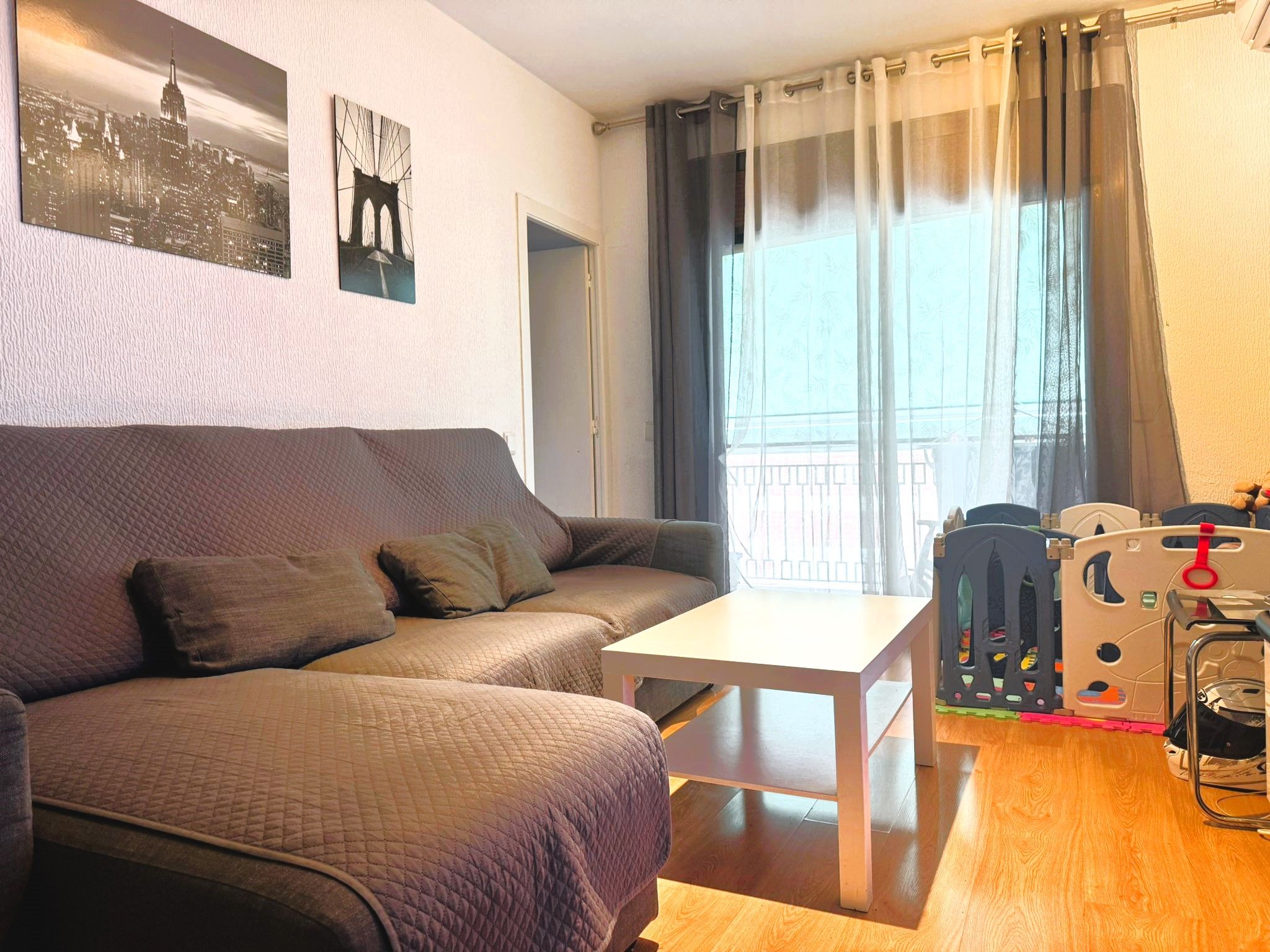 Bedroom of Flat for sale in L'Hospitalet de Llobregat  with Balcony