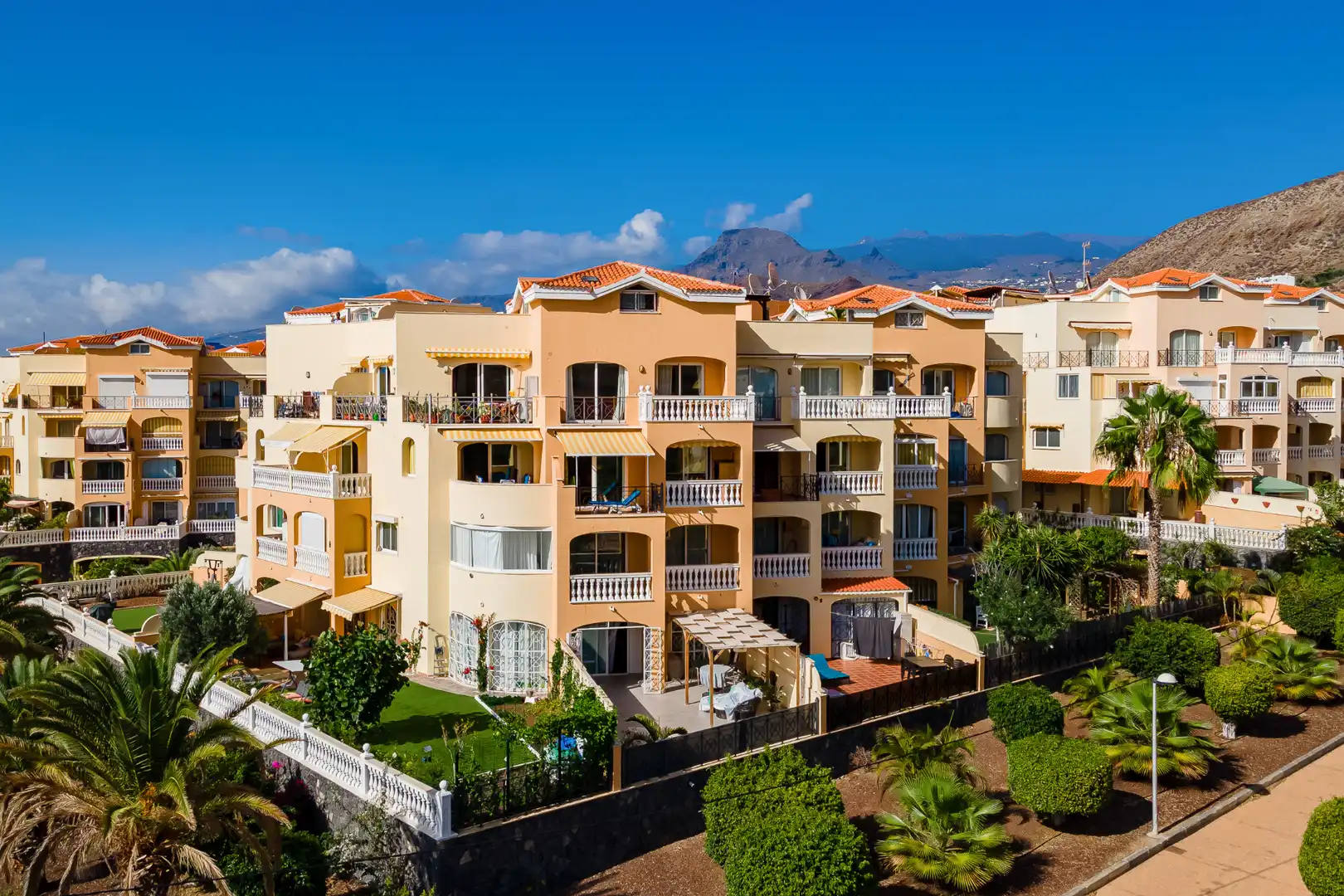 Apartament amb terrassa en venda a Calle Falúa 45, imagen 42
