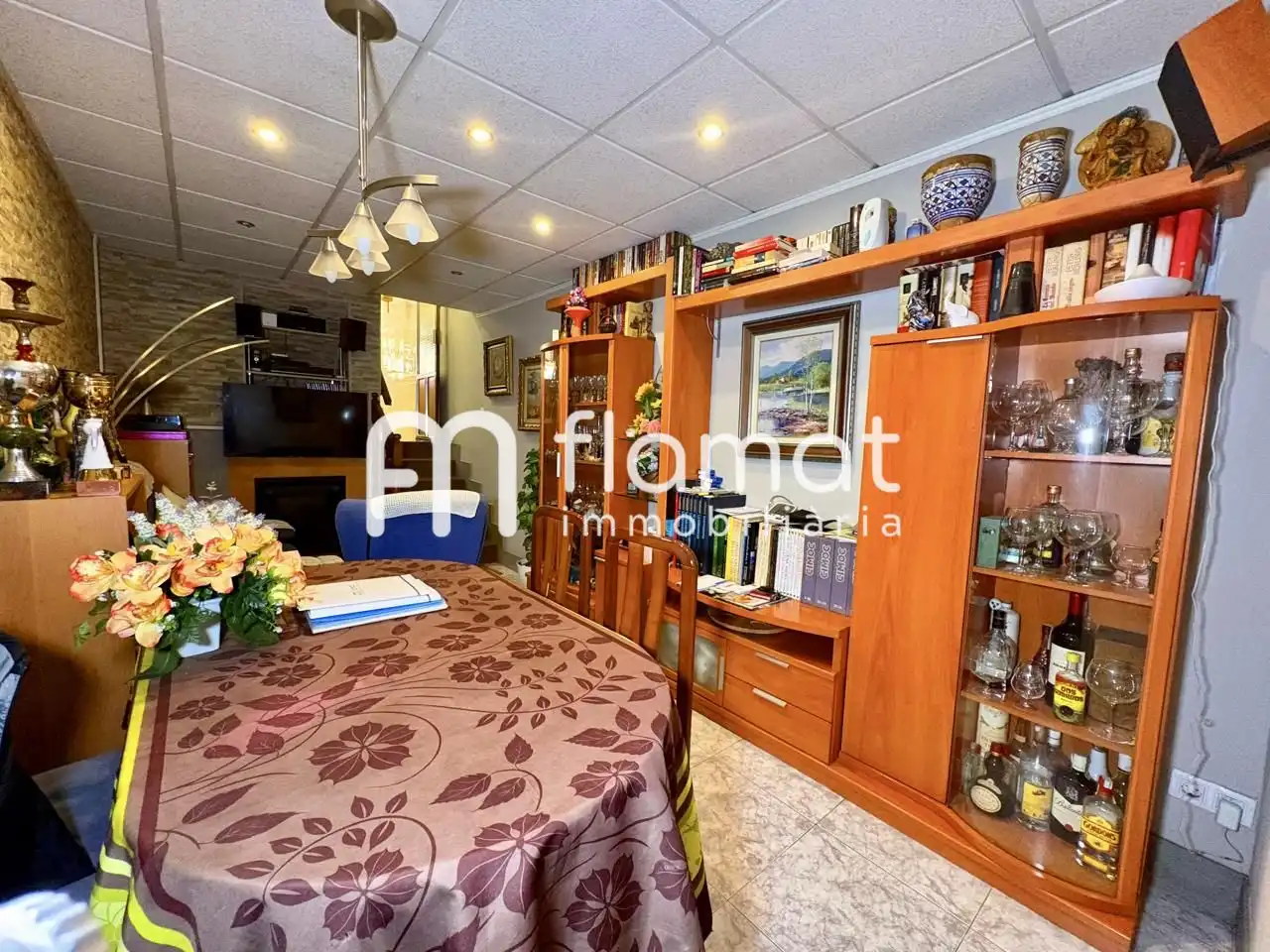 Maisonette zum Verkauf in Barcelona mit Klimaanlage und Terrasse