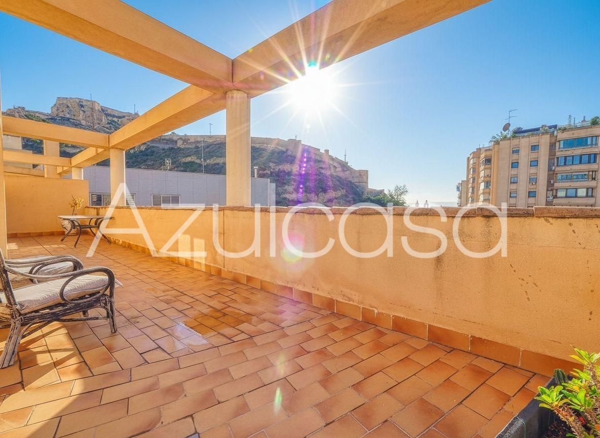 Terraza de Ático en venta en Alicante / Alacant con Aire acondicionado, Parquet y Terraza