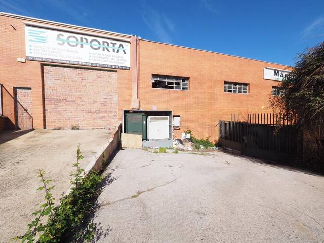 Nave industrial en Venta en Can Parellada