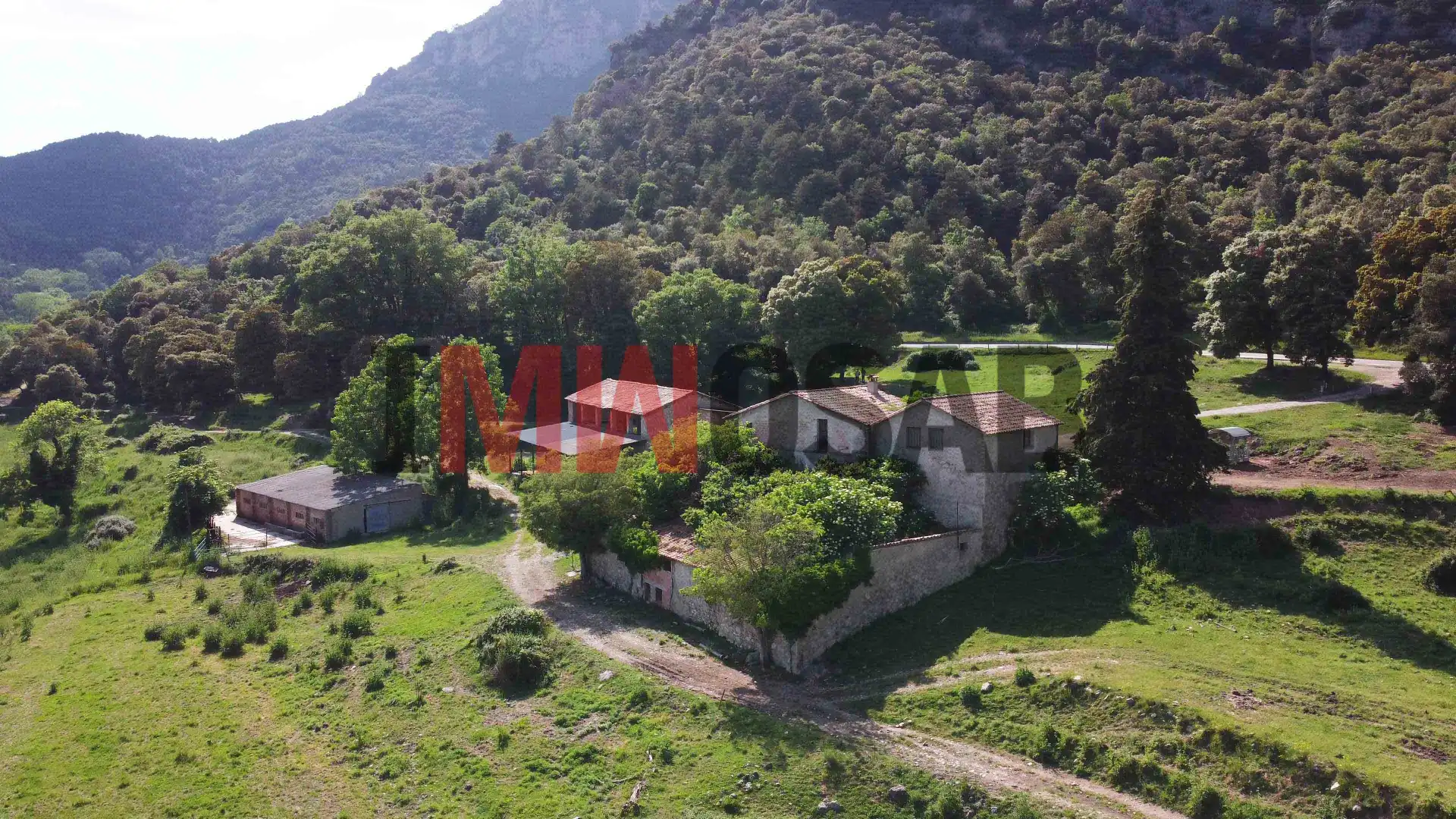 Country house zum Verkauf in Berga