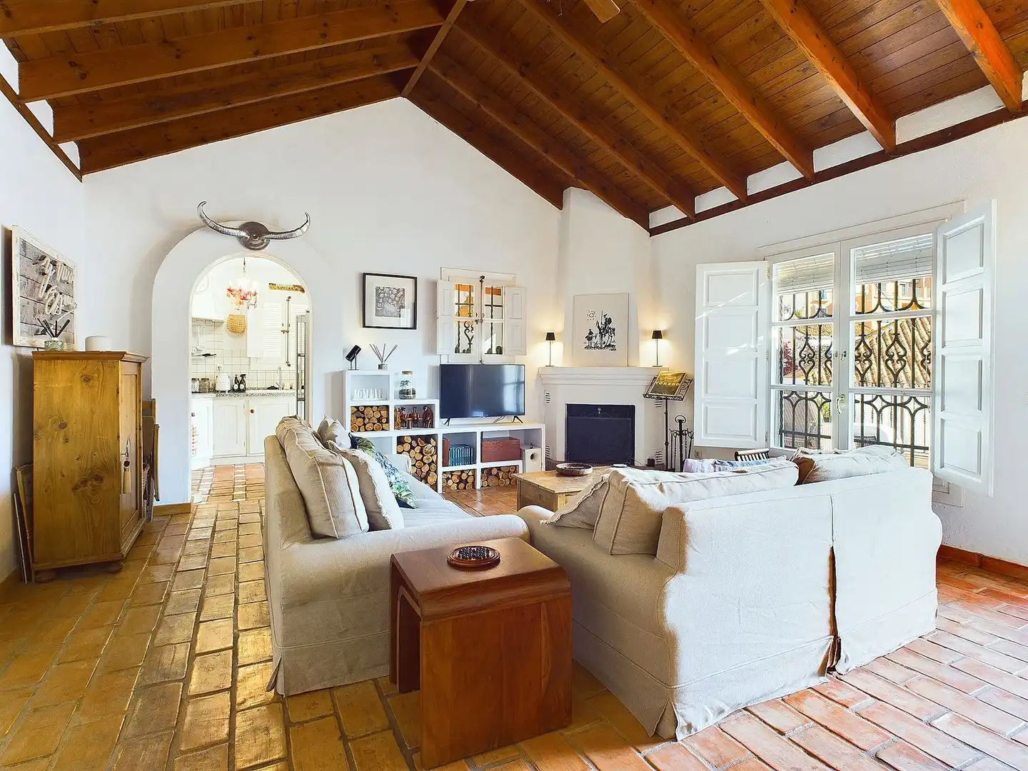 Chalet con piscina en venta en Calle Doña Maria Gross, imagen 3