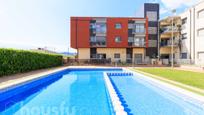 Piscina de Pis en venda en Santa Bàrbara amb Aire condicionat, Calefacció i Parquet