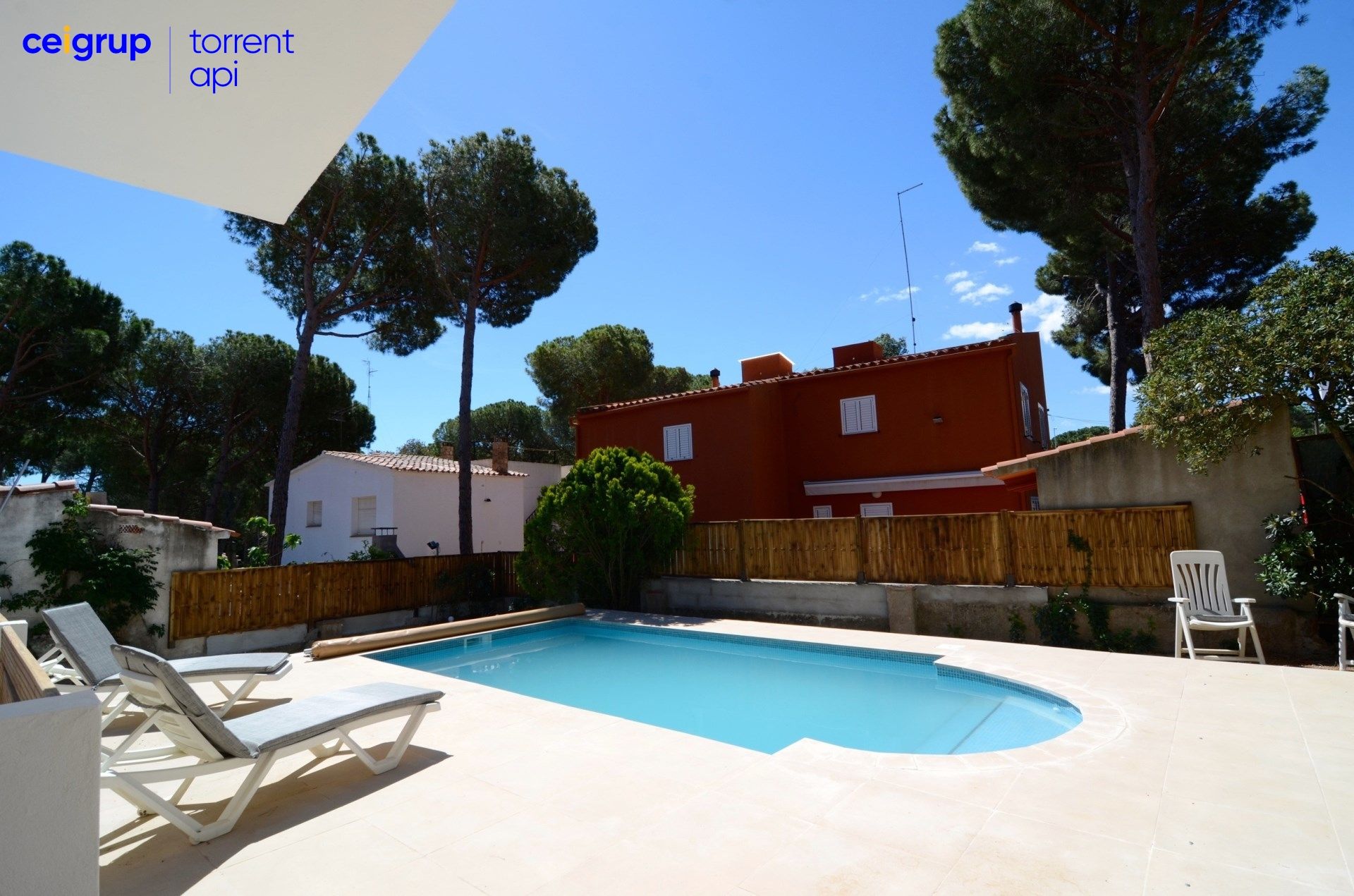 Piscina de Casa o xalet en venda en L'Escala amb Terrassa, Piscina i Moblat