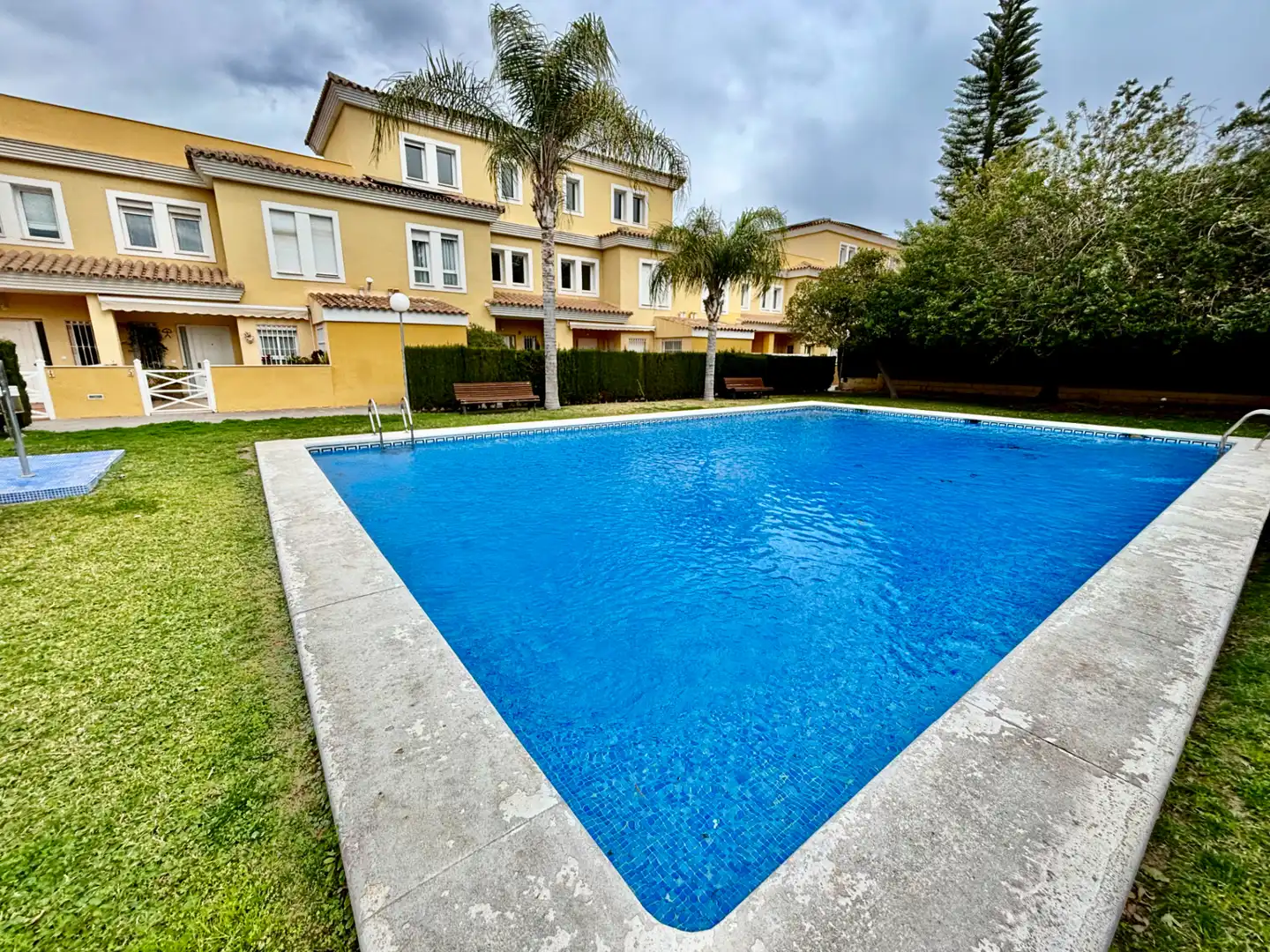 Adossat amb piscina en venda a Avenida Pintor Fernando Soria, imagen 77