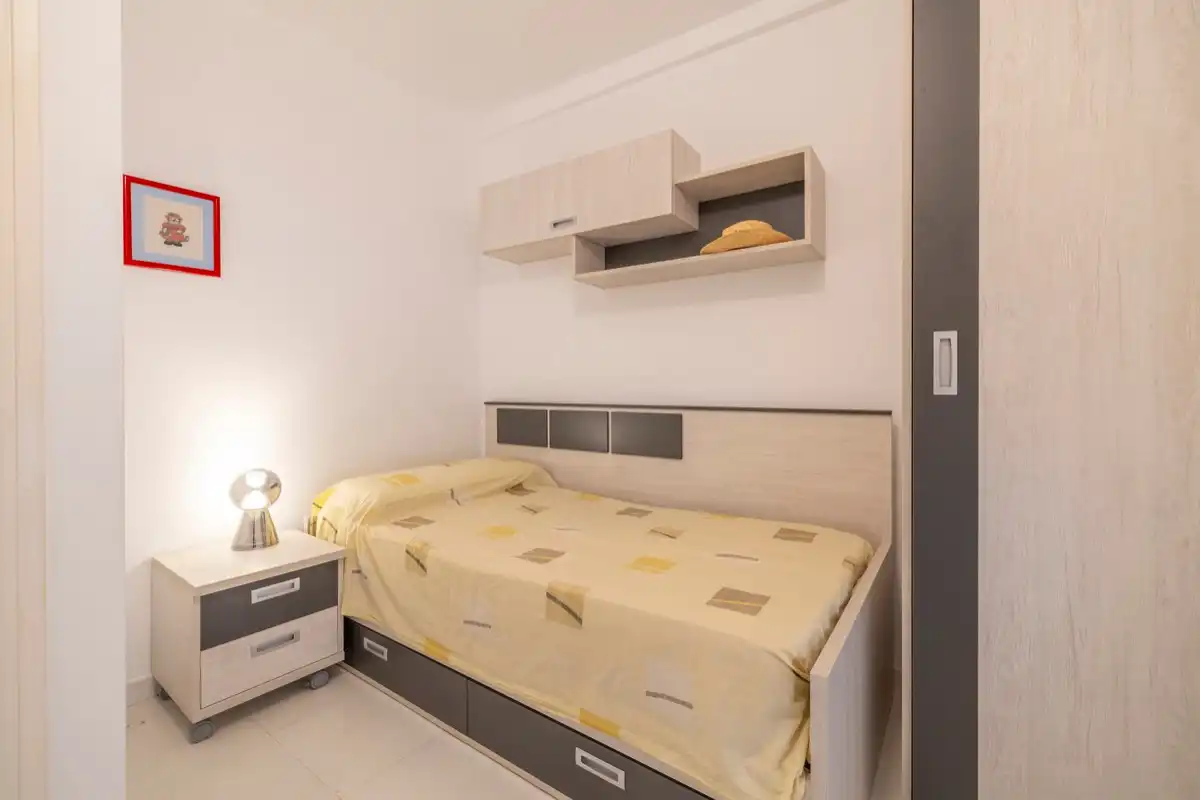 Bedroom of Apartments for sale in Dénia  with Air Conditioner and Community pool