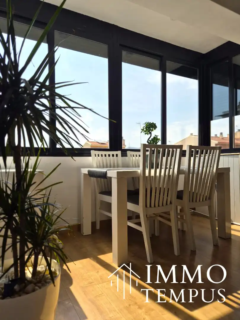 Esszimmer von Maisonette zum Verkauf in Terrassa mit Heizung, Parkett und Ofen