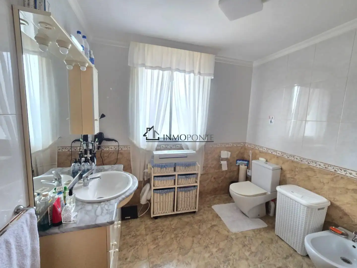 Bathroom of Houses for sale in Moaña  with Heating, Private garden and Terrace