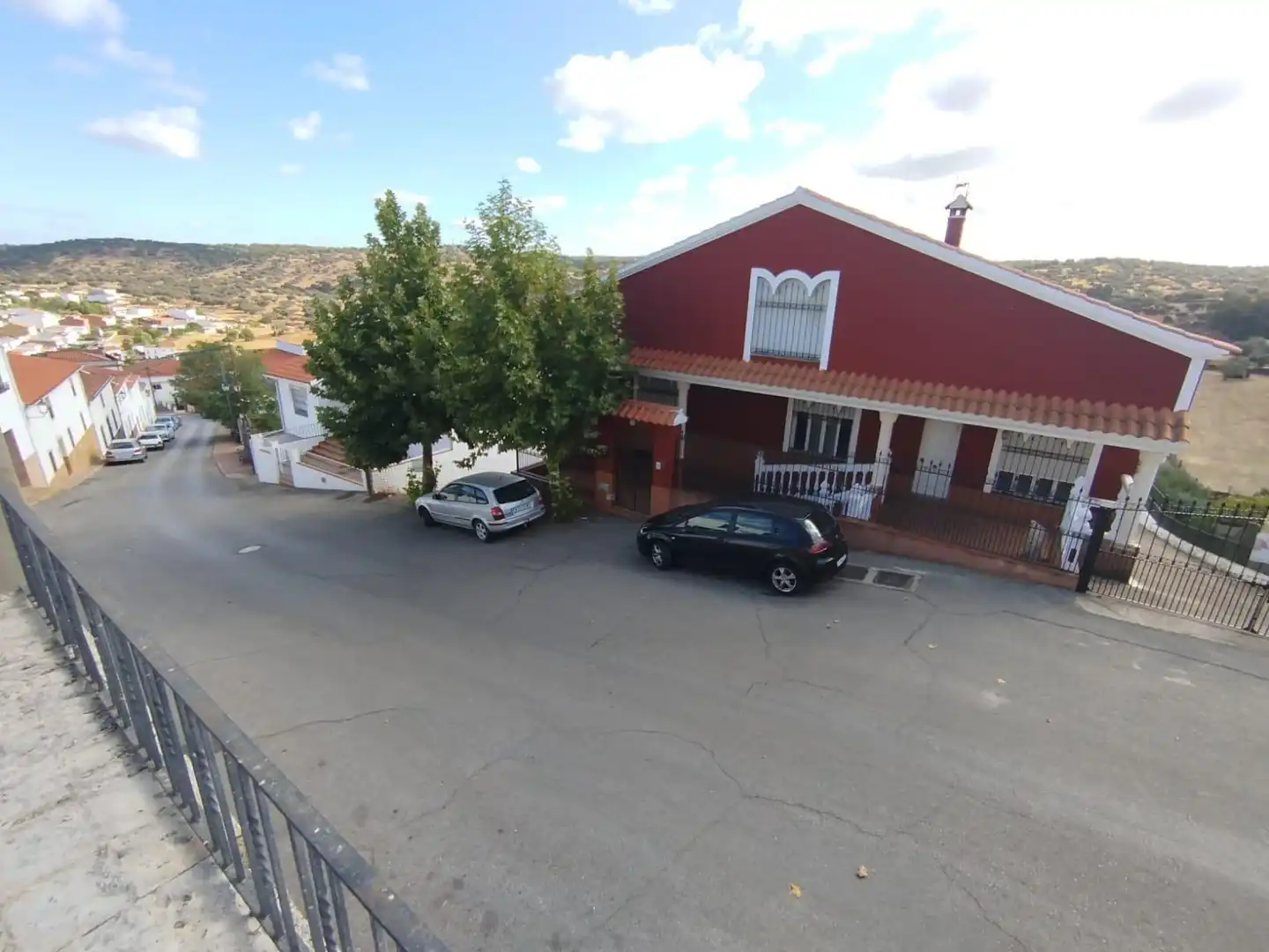 Vista exterior de Casa o xalet en venda en Zahínos amb Jardí privat, Terrassa i Traster