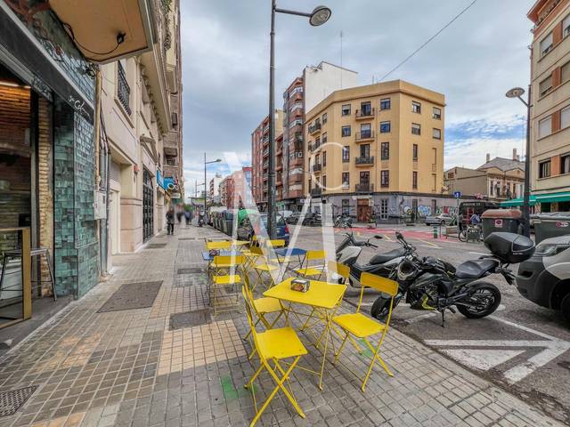 Local comercial en Alquiler en Jaume Roig