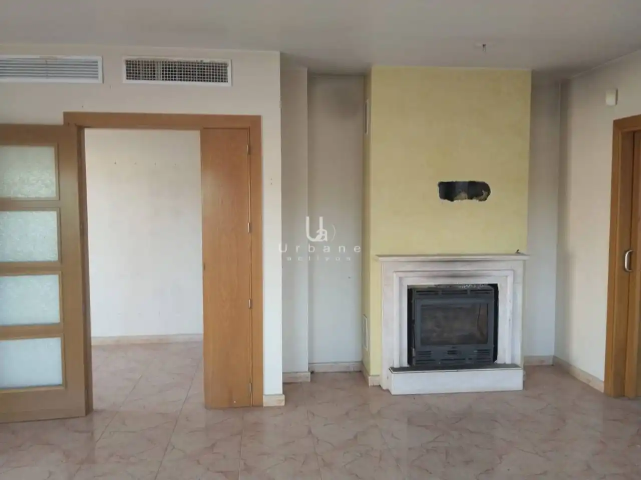 Sala de estar de Casa o chalet en venta en Murcia con Aire acondicionado, Calefacción y Jardín privado