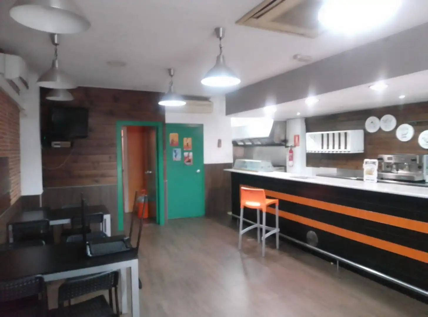 Business premises for transfer in Centre - Eixample – Can Llobet, imagen 5
