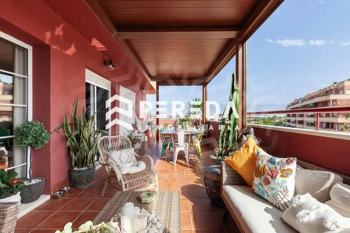 Terraza de Apartamento en venta en Roquetas de Mar ciudad