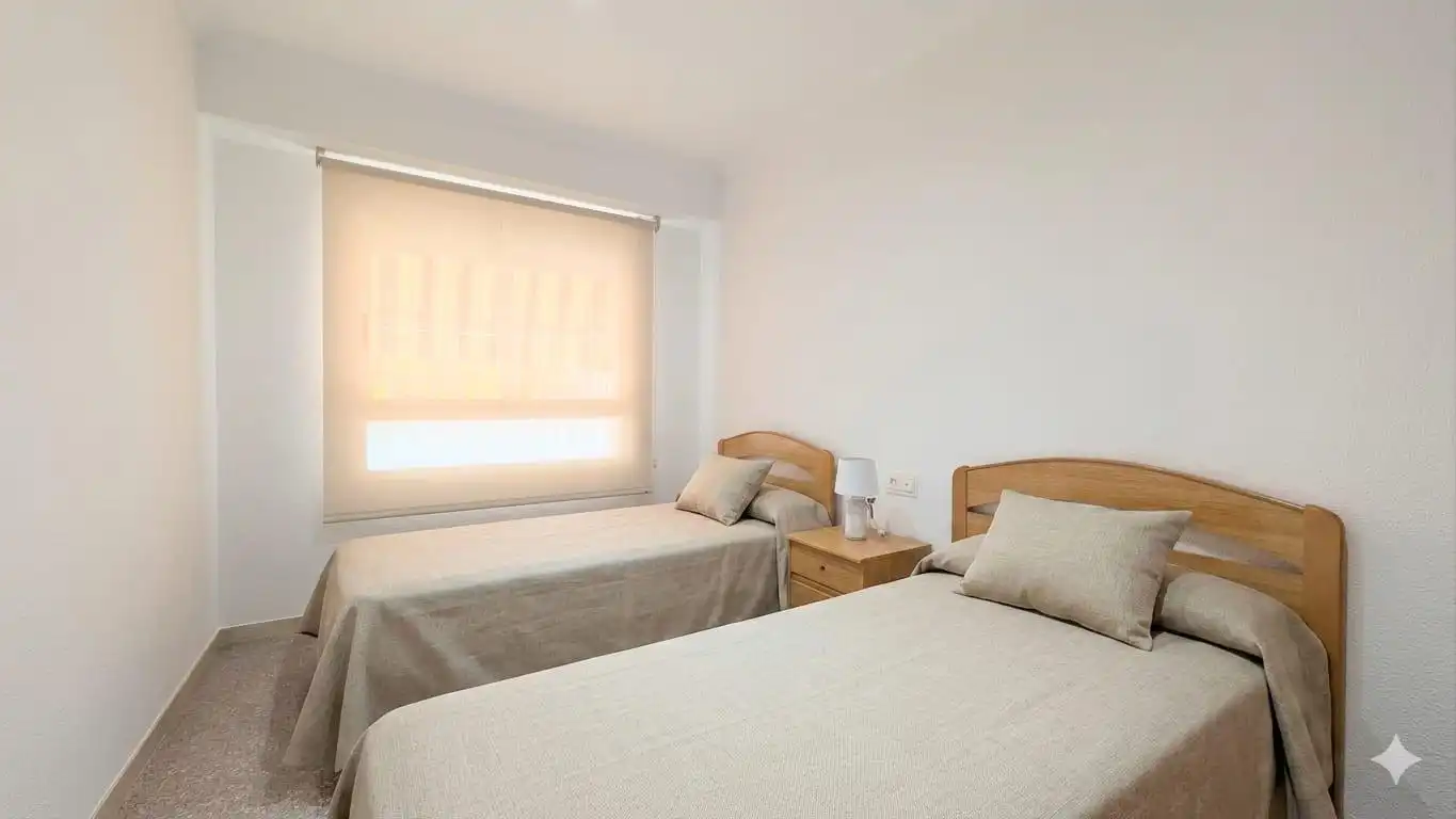 Habitación de Planta baja de alquiler en Elche / Elx con Amueblado